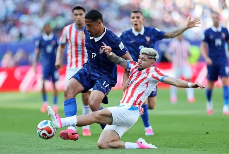 Full Match: Paraguay vs Pháp (04:00 – 05/07)