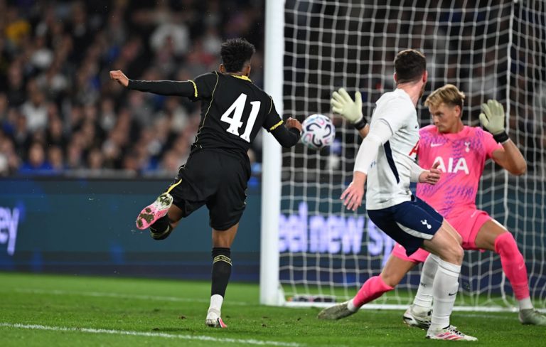 Full Match: Chelsea vs Tottenham (16:45 – 01/08)